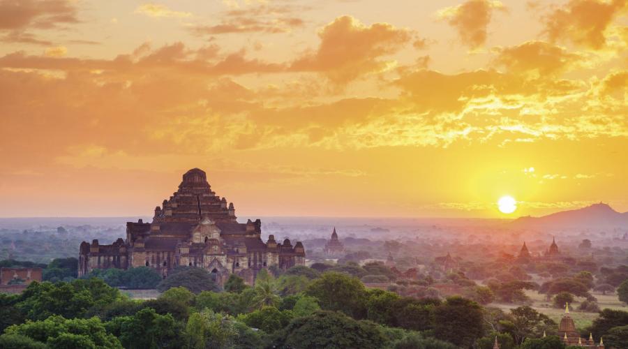 Sonnenuntergang in Bagan